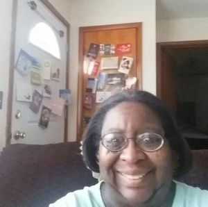 Meet your Posher, Melvia